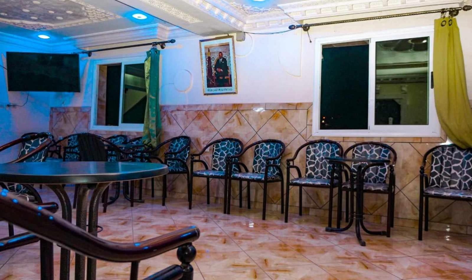 Hotel Ain Leuh Esterno foto