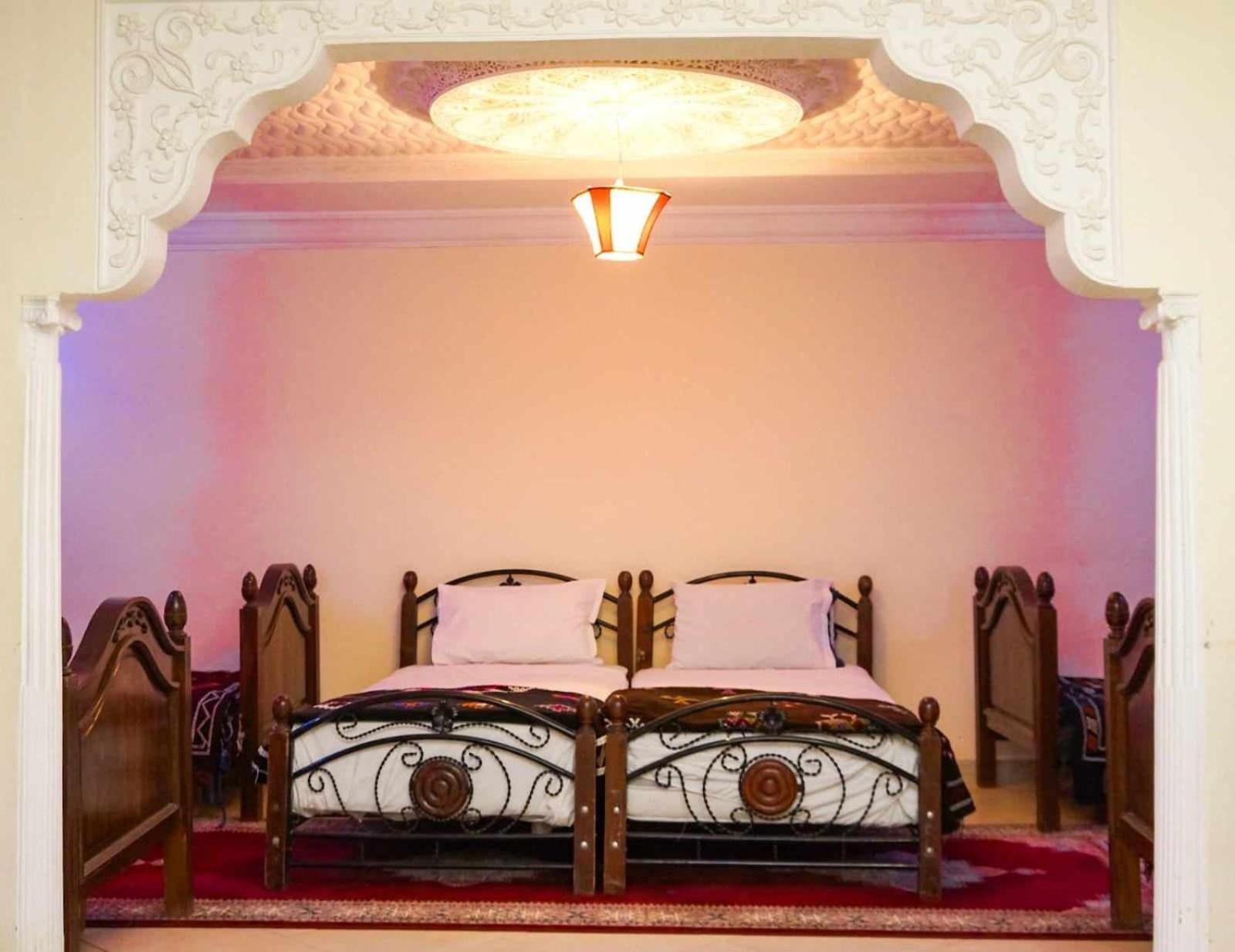 Hotel Ain Leuh Esterno foto